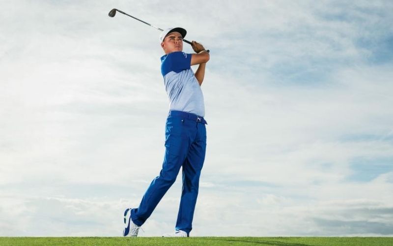Cách kiểm soát khoảng cách của gậy Golf như ý