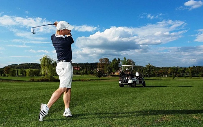 Tiêu chuẩn về cỏ trồng trên sân golf 18 lỗ