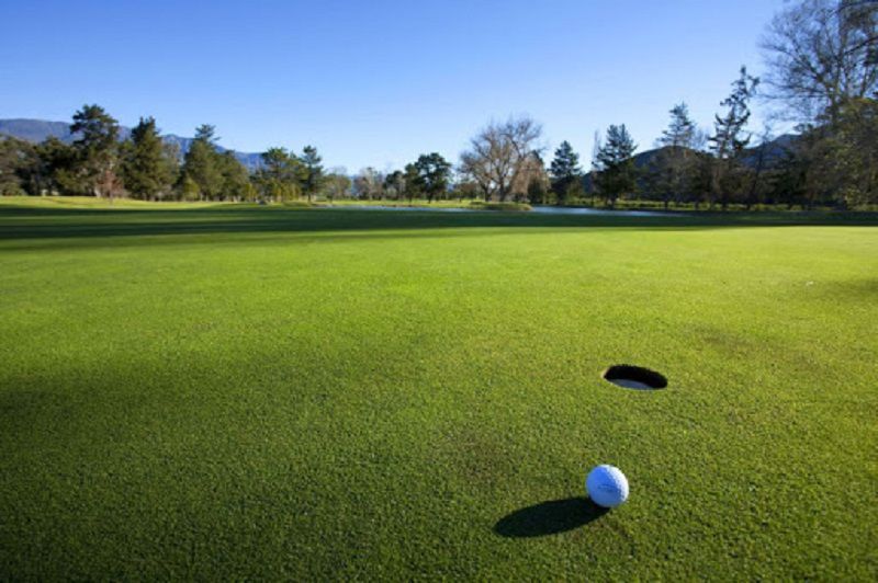 Một số tiện ích ở trên sân golf 18 lỗ